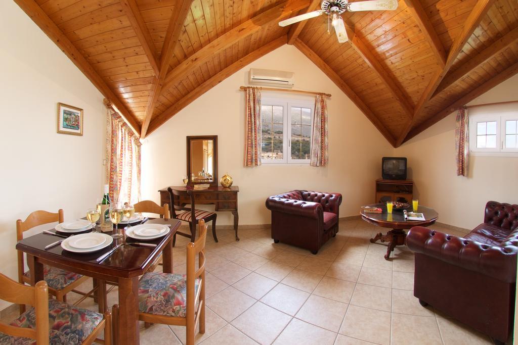 Boulevard Panorama Suites Ajía Effimía Kültér fotó